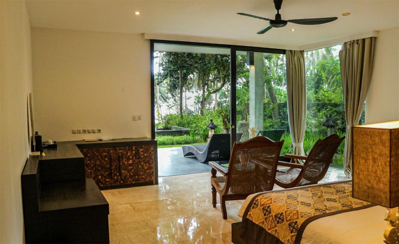 Kelapa Retreat&Spa Pulukan Bagian luar foto