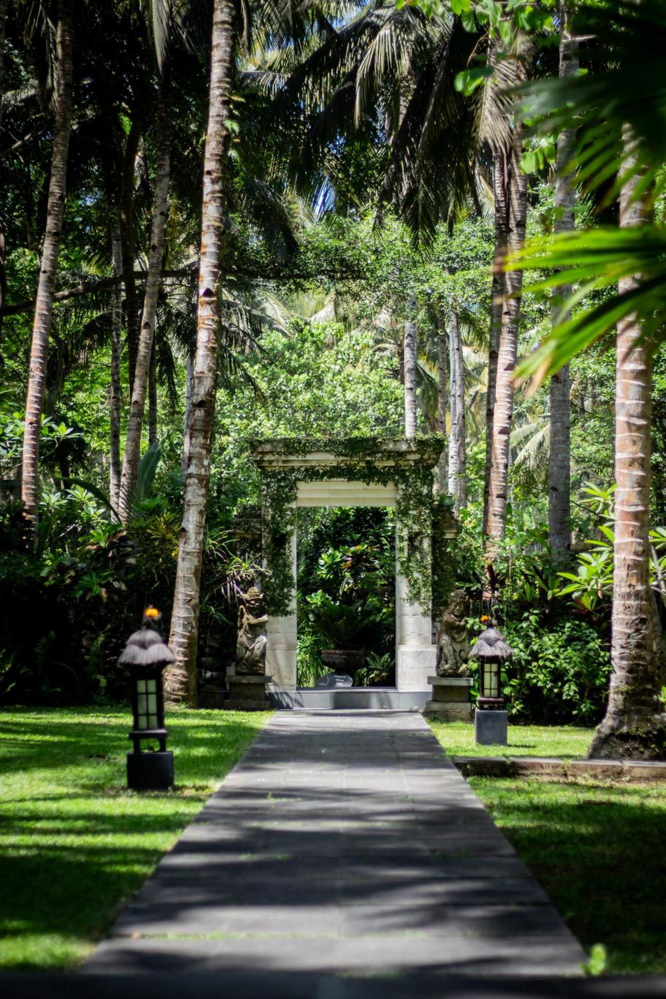 Kelapa Retreat&Spa Pulukan Bagian luar foto