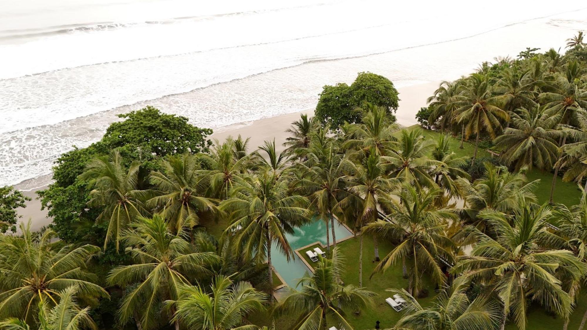 Kelapa Retreat&Spa Pulukan Bagian luar foto